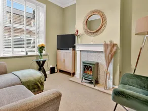 Cottage with garden | Beach view - Image 2