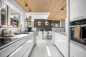 Holiday home with sauna, barbecue & terrace | Sea view - Image 2