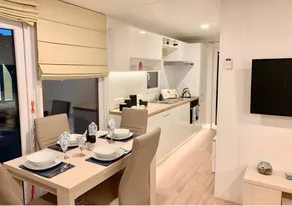 Maison de vacances avec terrasse, piscine et jardin - Image 2