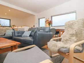 Cottage with garden | Beach view - Image 3
