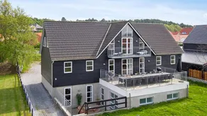 Wonderful holiday home with garden, terrace & barbeque | Pets allowed - Image 2