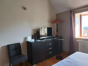 Chambre d'hôtes avec jardin, terrasse et piscine | Vue jardin | Avec animaux autorisés - Image 2