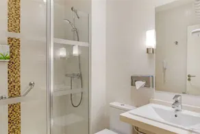 Appartement en copropriété convivial et familial avec piscine et sauna | Proche de la plage - Image 2