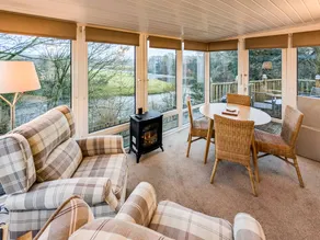 Cottage with garden & barbecue | River view - Image 5