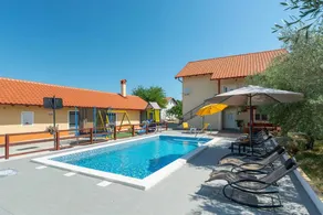 Ferienhaus mit Terrasse, Grill und Pool - Image 5