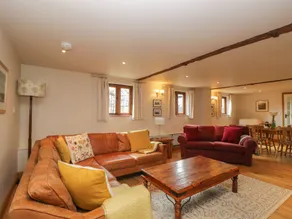 Cottage with garden - Image 5