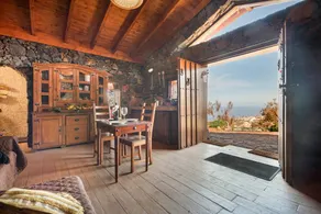 Casa Rural Tenerife Relax: Sea Views, Private Terrace & Wi-Fi - Image 2