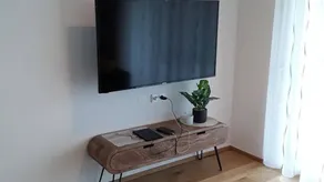 Holiday apartment with garden & terrace - Image 3