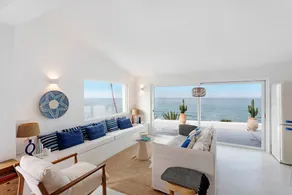 Holiday Home 'Da Praia Valmitão' with Sea View, Private Pool and Wi-Fi - Image 5