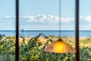 Fully equipped holiday home with sauna, barbecue & jacuzzi | Sea view - Image 2