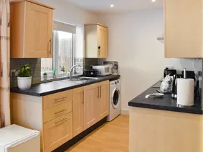 Children-friendly nice cottage with garden | River view | Next to the beach - Image 5