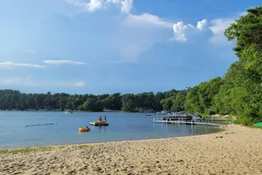 Sparkling Pond Views & Unforgettable Sunsets - Image 3