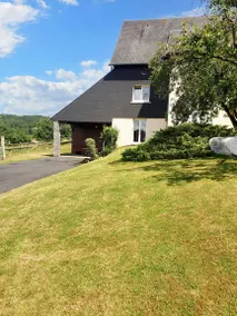 House with garden, terrace & barbeque | Garden view - Image 3