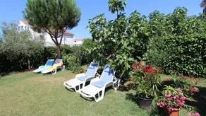 Charming flat with BBQ, garden & terrace | Beach nearby - Image 5