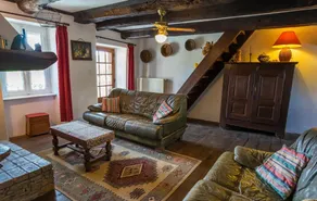 Child-friendly charming cottage with BBQ, terrace & garden | Dogs allowed - Image 4