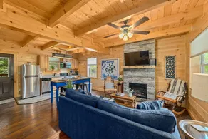 Holiday home with barbeque, jacuzzi & pool | Mountain view - Image 5