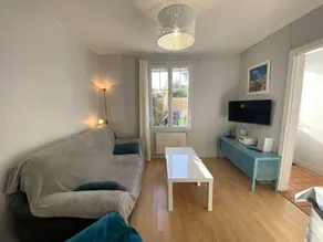 Ground floor apartment with direct beach access, parking and WIFI in Trégastel - Image 2