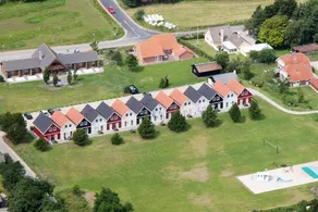 Fully equipped house with pool - Image 5