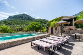 House with pool, garden & terrace | Mountain view - Image 2