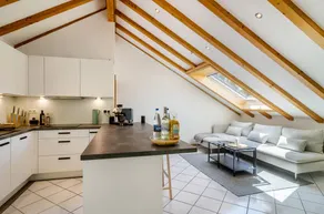 Holiday Apartment 'Enjoy Mal' with Shared Garden, Balcony, and Wi-Fi - Image 2