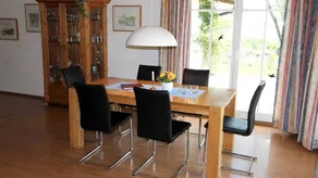 Apartment with terrace, garden & barbecue - Image 4