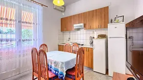 Fully equipped charming flat with barbecue | Next to the beach | Dogs allowed - Image 5