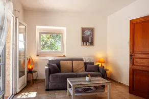 Apartment 'Somptueux Avec Jardin' with Sea View, Wi-Fi and Air Conditioning - Image 3