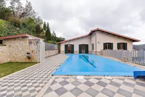 Villa mit privatem Pool, Whirlpool und Garten - Image 2