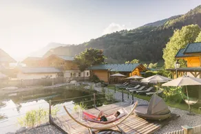 Flat with barbecue, garden & hot tub - Image 5