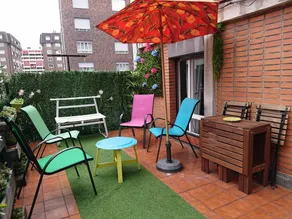 Holiday apartment with barbeque & terrace | River view - Image 2