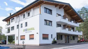 Flat with sauna, garden & terrace - Image 4