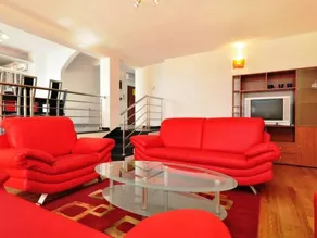 Apartamento con terraza - Image 4