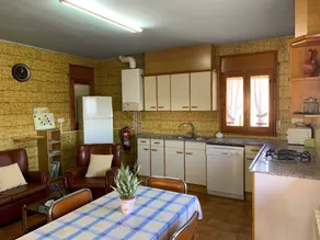 House with terrace, garden & BBQ - Image 3