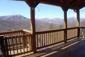 House with garden, hot tub & barbecue | Mountain view - Image 3