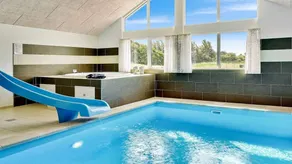 Holiday home with terrace, pool & hot tub - Image 2