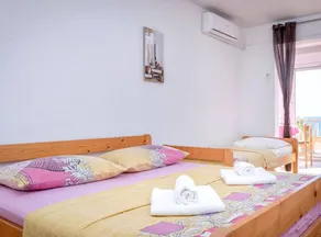 Ivan Dolac Azure Horizon Beach Apartments - Classic Two Bedroom Apartment with Balcony and Sea View - Image 5