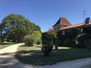 Gite with barbecue, garden & terrace - Image 2