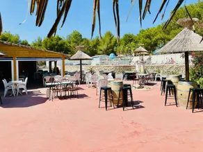 Mobilheim mit Terrasse und beheiztem Pool | Gartenblick - Image 3