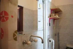 Family-oriented holiday apartment with terrace | Pet-friendly - Image 2