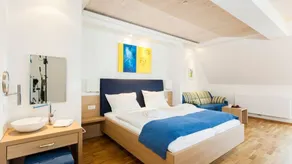 Doppelzimmer für 3 Personen (30 m²) in Wenigzell - Image 3