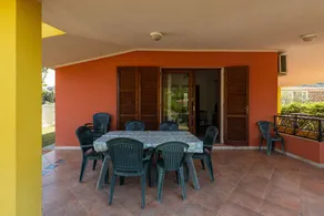 House with barbecue, terrace & garden | Garden view - Image 4