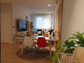 Fully equipped holiday apartment with garden | Near Guggenheim Museum Bilbao | River view | Suitable for remote work | Pets allowed - Image 2