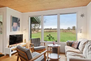 House with terrace, BBQ & garden - Image 2