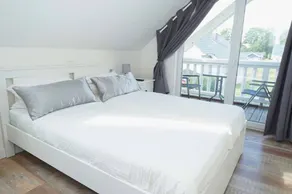 Spacious holiday home near the Baltic Sea with sauna and garden - Image 4