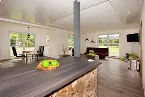 Holiday apartment with terrace, sauna & garden - Image 2