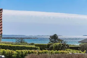 House with terrace, sauna & BBQ | Sea view - Image 2