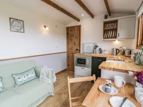 Nice cottage with garden - Image 4