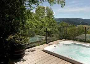 Contemporary mountain retreat with Sancy views - Image 3