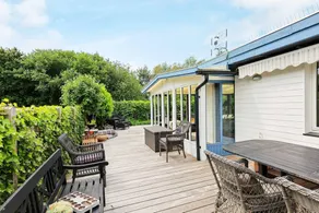 Nice holiday home with terrace & garden | Close to the beach - Image 4