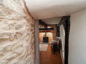 Cottage with garden - Image 5